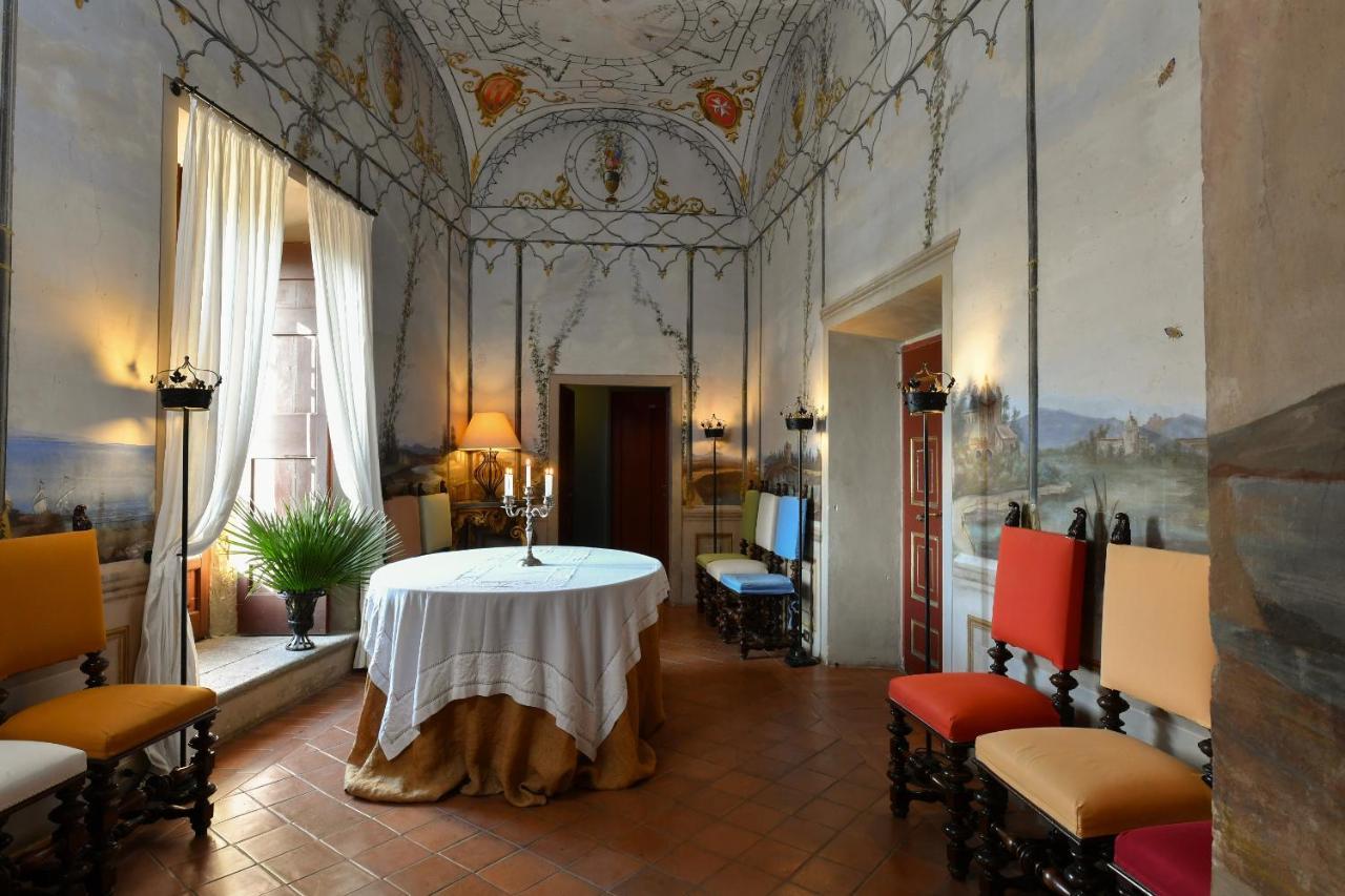 Castello Costaguti Hotel Roccalvecce Exterior photo