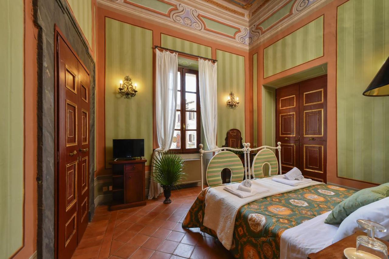 Castello Costaguti Hotel Roccalvecce Exterior photo